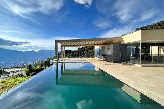 THE BEST VILLA IN MEDELLIN